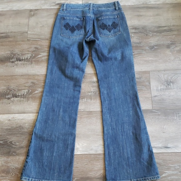 White House Black Market Jean's bling flare 2R - Picture 6 of 6